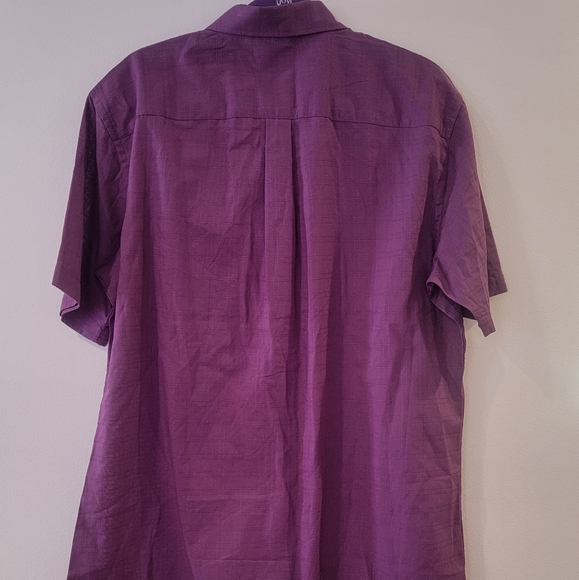 Van Heusen Men's Short sleeve Buttondown Classic fit/wrinkle free Sz L NWT - Picture 5 of 11